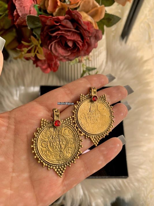 Coinage Studs ER-113