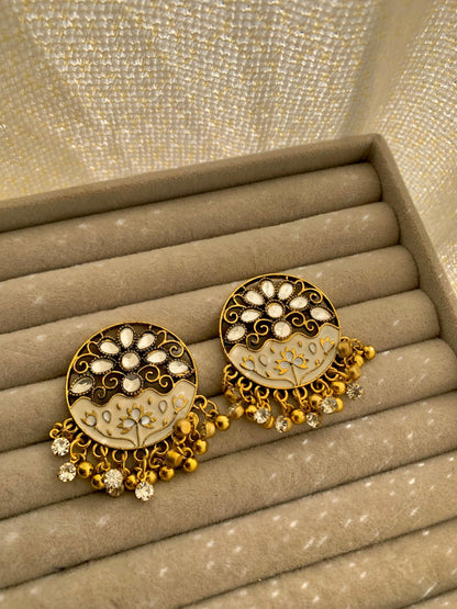 Oxidized Studs ER-102