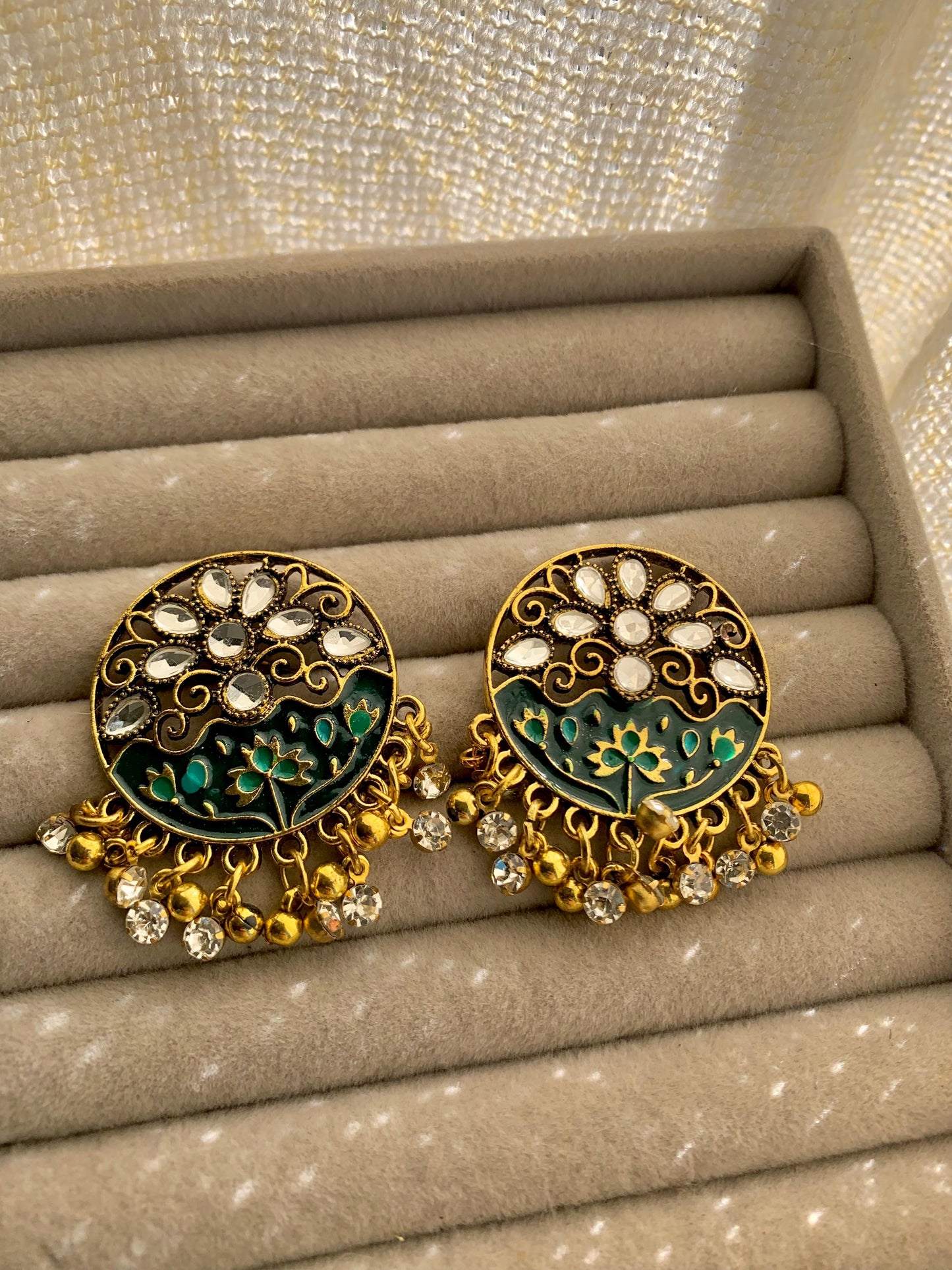 Studs Jhumki Green ER-106