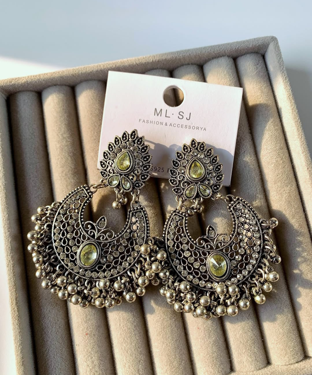 Oxidized Silver ER-500